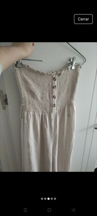 Mono Stradivarius beige sin tirantes
