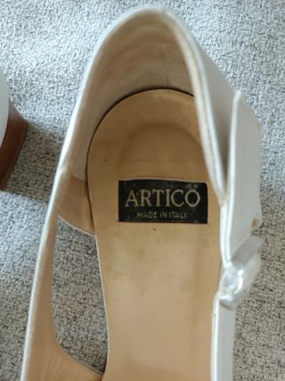 Scarpa donna Artico tacco basso vera pelle tg. 37 