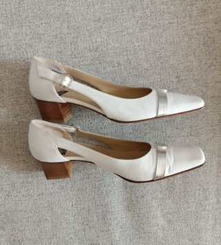 Scarpa donna Artico tacco basso vera pelle tg. 37 