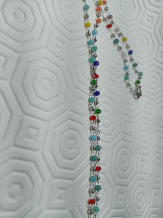 Collana multi-colore con perle