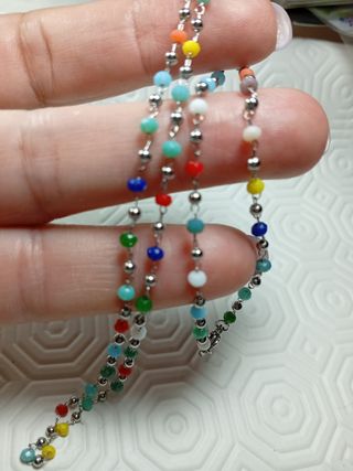 Collana multi-colore con perle
