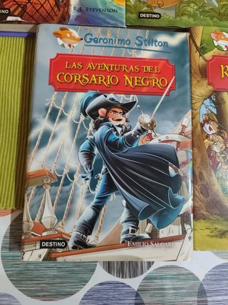Gerónimo Stilton libros varios.