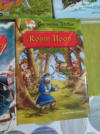 Gerónimo Stilton libros varios.
