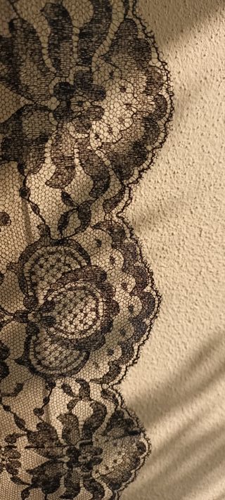 Stola o sciarpa pizzo chantilly “seta pura” nero