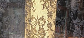 Stola o sciarpa pizzo chantilly “seta pura” nero