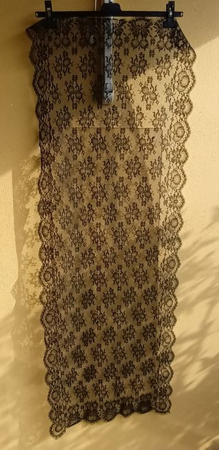 Stola o sciarpa pizzo chantilly “seta pura” nero