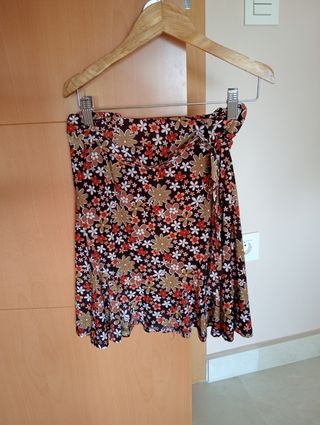 Falda floral 