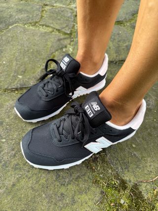 New Balance 515 - Negras/Rosa - 39