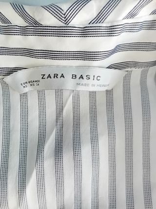 Blusa Zara rayas gris blanco XS