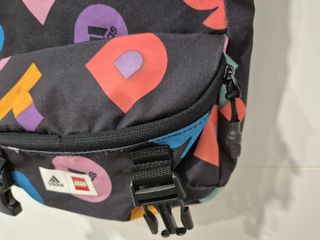 Mochila Adidas x LEGO.