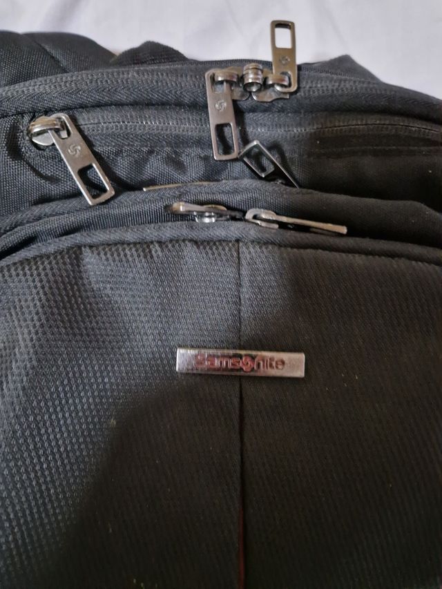 Mochila Samsonite negra