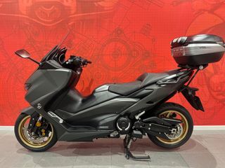 Yamaha T-Max 560 TECH MAX