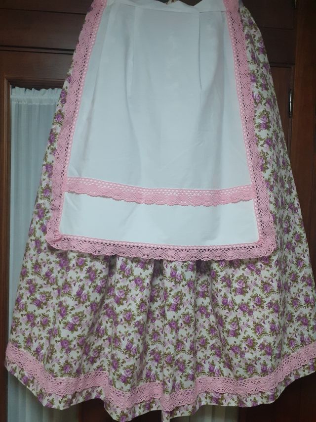 Zagalejo huertana: Blanco y morado