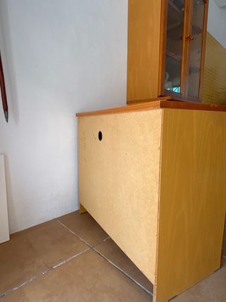 Mueble madera pino: vitrina + cajonera
