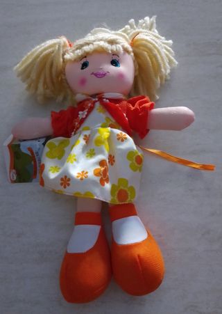 Bambola di stoffa vintage