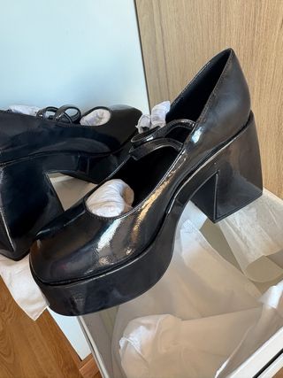 Zapatos plataforma charol negro