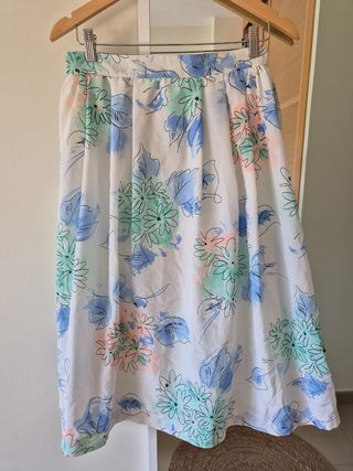 Falda floral Midi