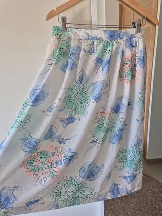 Falda floral Midi