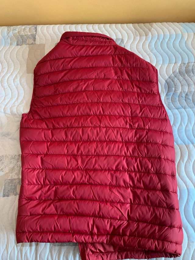 Chaleco acolchado rojo