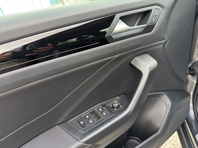 Volkswagen T-Roc R-Line 2.0 TDI 150CV DSG 2024