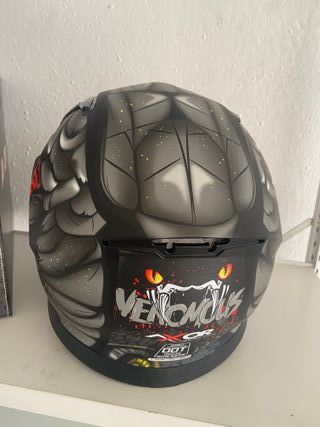 Casco Shiro Venomous Gris - INCLUYE VISERA OSCURA 