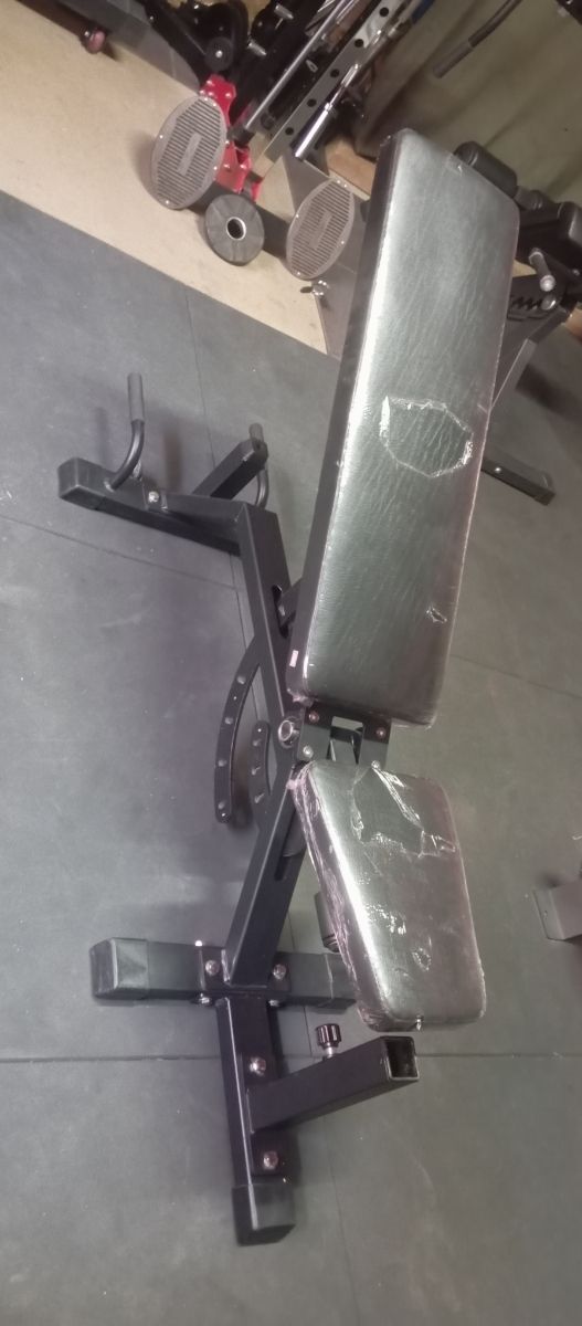 Banco musculación profesional y accesorios