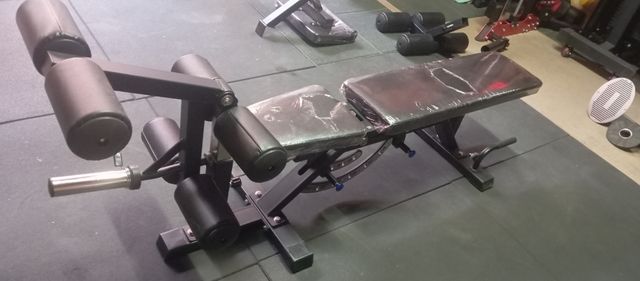 Banco musculación profesional y accesorios