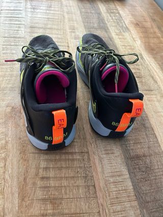 Zapatillas Nike KD 15 - Negras/Amarillas