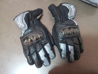 Pack casco de moto con guantes y funda moto