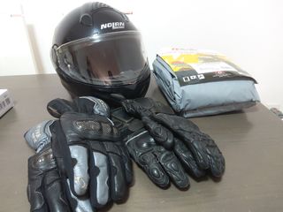 Pack casco de moto con guantes y funda moto