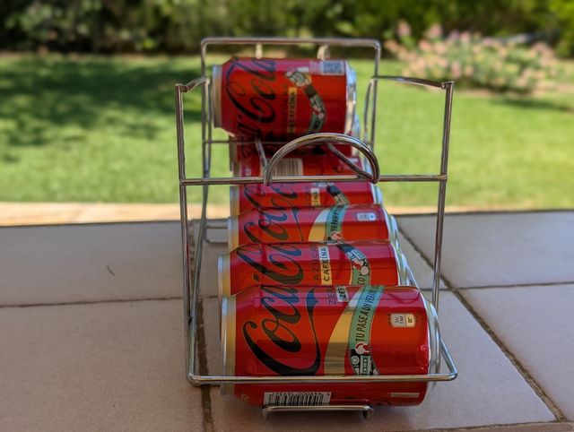 Dispensador latas - Nevera