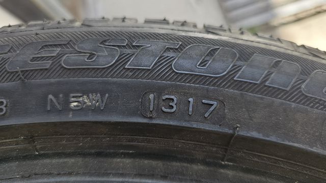 Neumáticos Bridgestone 1317