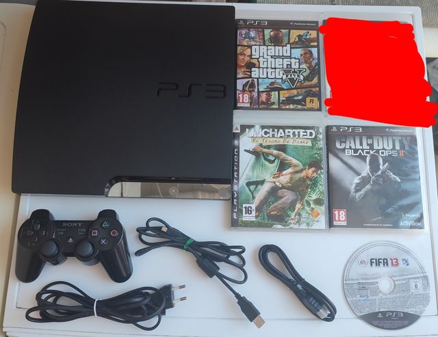 PS3 Slim Negra + 4 Juegos