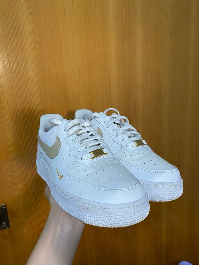 Air Force Tenis Nike Blanco Con Dorado Nike Air Force Beige/Blanco