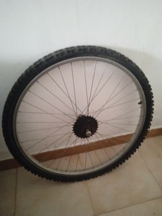 Rueda bici 26" trasera