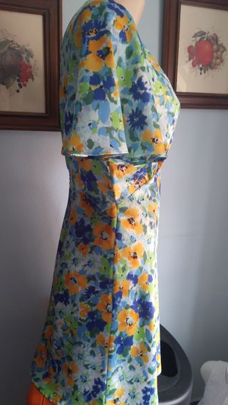 Vestido Stradivarius floral multicolor