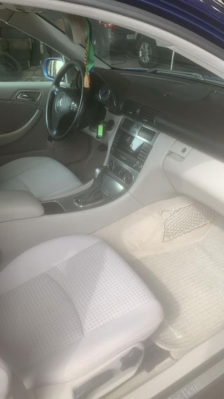 Mercedes-Benz C 220 CDI Coupé (150 CV) - Año 2004