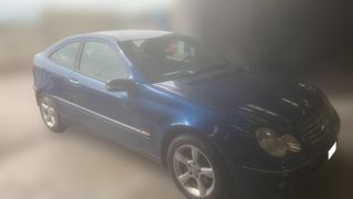 Mercedes-Benz C 220 CDI Coupé (150 CV) - Año 2004