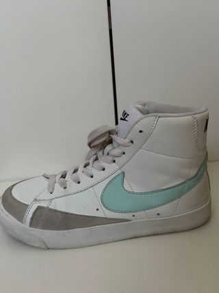 Nike Blazer Mid 77 - Talla 38