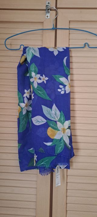 Fular azul - flores limonero
