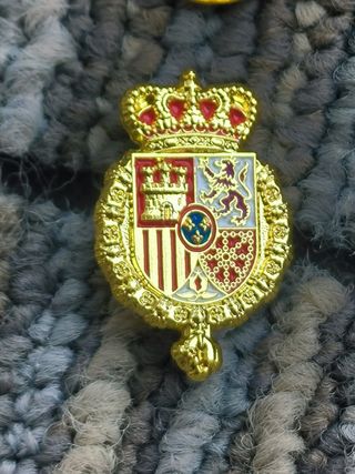 Pin escudo actual reinado Felipe VI Casa Real
