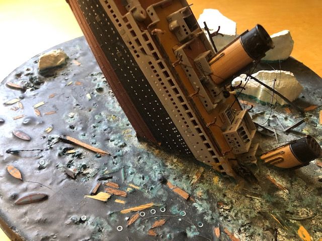 Maqueta hundimiento del TITANIC
