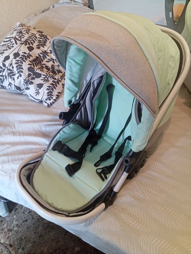 Carro bebé 3 piezas: capazo, silla y grupo 0+