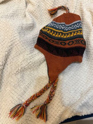 Gorro peruano reversible