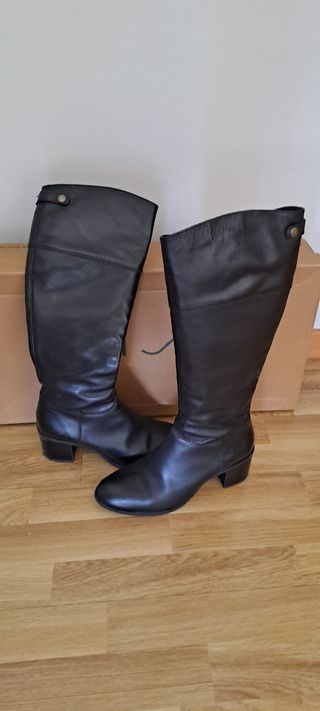 Botas altas Uninsa piel negra