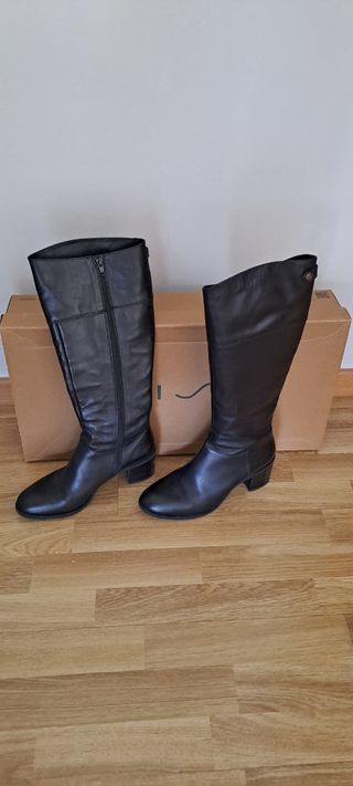 Botas altas Uninsa piel negra