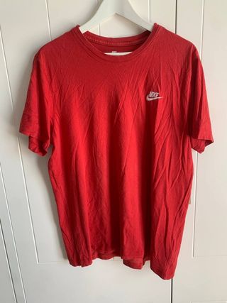 Camiseta Nike roja vintage