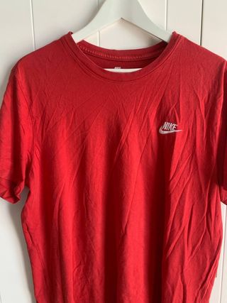 Camiseta Nike roja vintage
