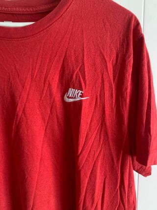 Camiseta Nike roja vintage