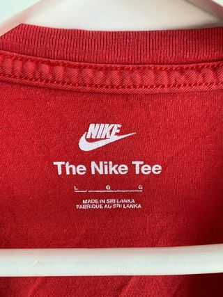 Camiseta Nike roja vintage